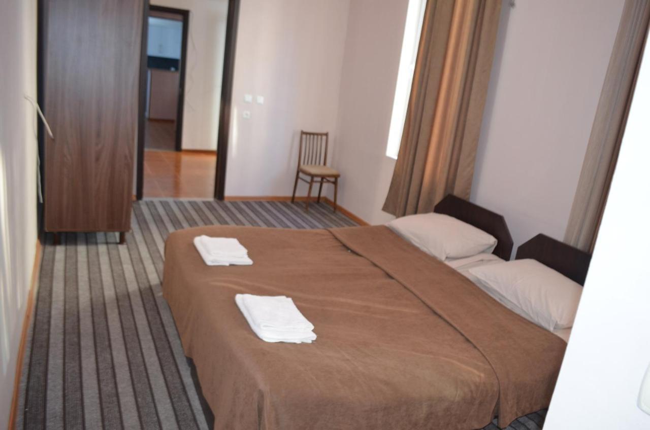 Tamazi Hotell Kobuleti Eksteriør bilde